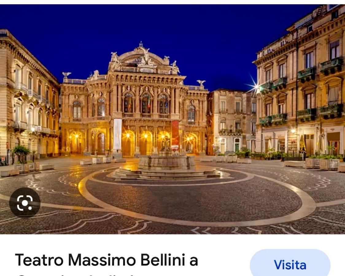 Casa Vacanze Al Teatro Catania Exterior photo